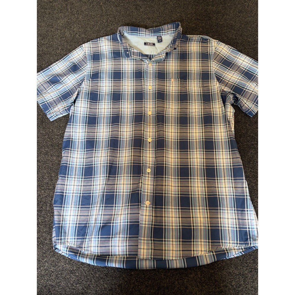 IZOD Mens Blue White Plaid Short Sleeve Button Down Shirt Large L/G Pocket Logo